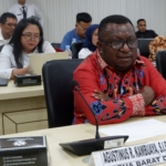Agustinus Kambuaya Buktikan Papua Bisa Bicara di Senayan